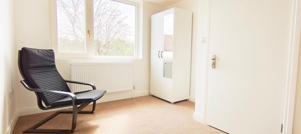 Phlox Garden Apartment ซัตทอน ภายนอก รูปภาพ