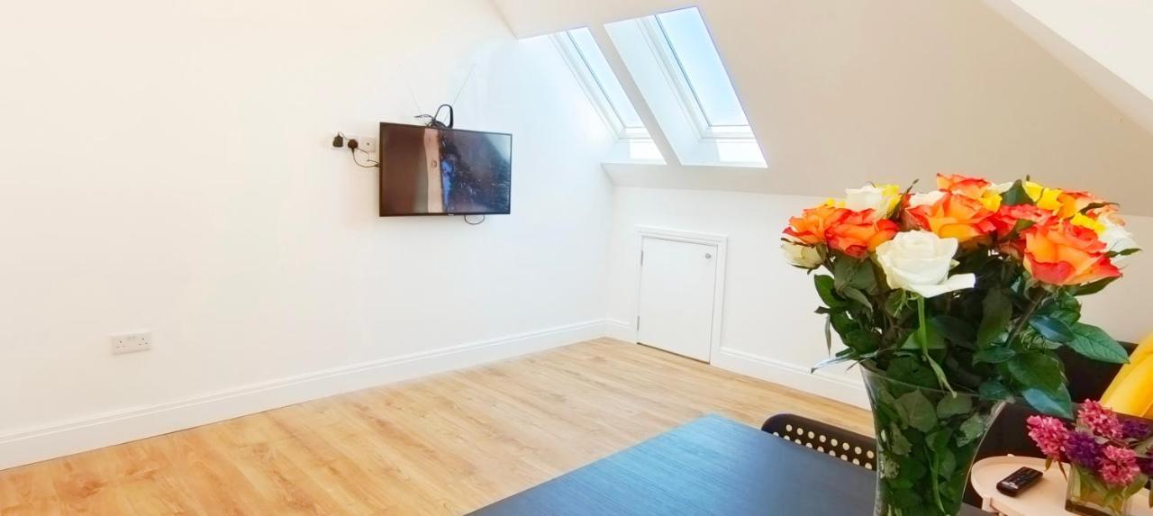 Phlox Garden Apartment ซัตทอน ภายนอก รูปภาพ