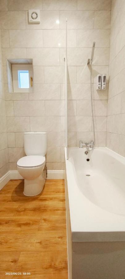 Phlox Garden Apartment ซัตทอน ภายนอก รูปภาพ