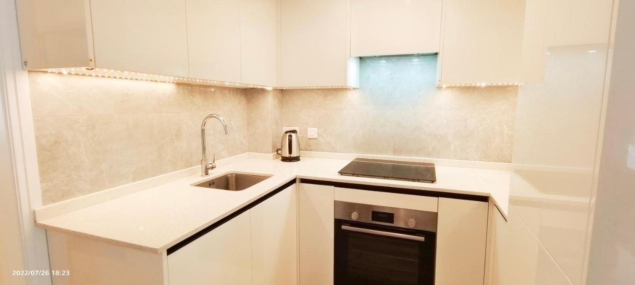 Phlox Garden Apartment ซัตทอน ภายนอก รูปภาพ